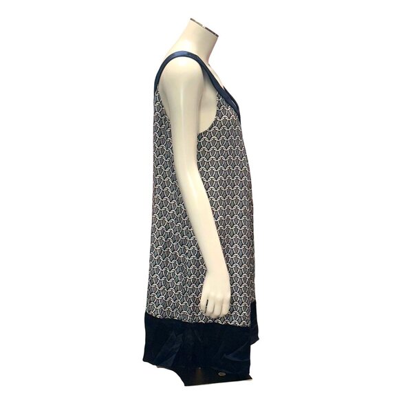 7 For All Mankind Silk Medium Off Shoulder Navy White Geometric Cocktail Dress - Picture 7 of 12